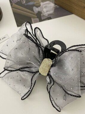 Woman's hairpin